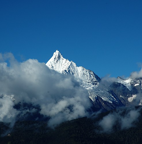 [甘孜]貢噶雪山