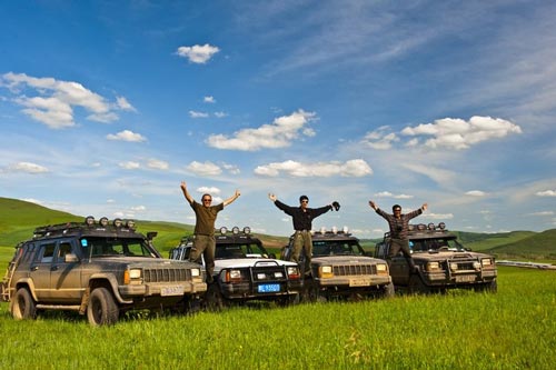 成都旅游包車整治行動 成都豪景租車從容應(yīng)對